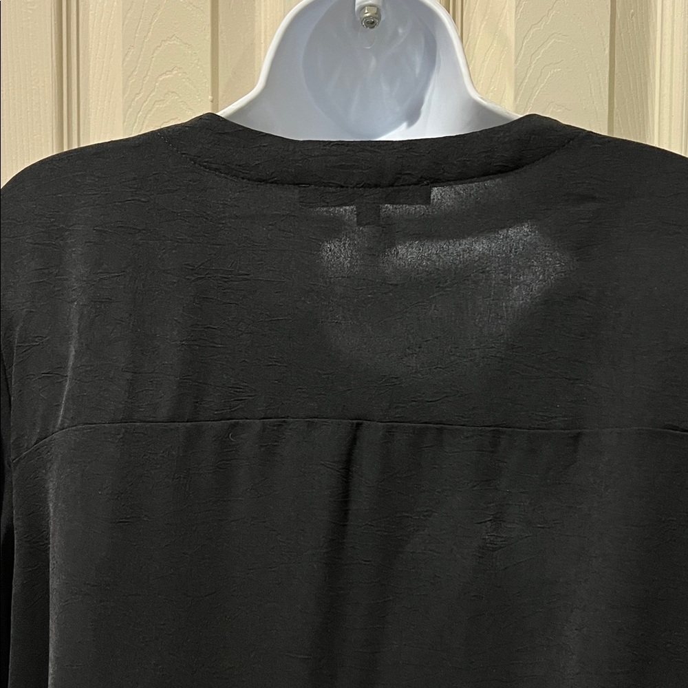 Calessa Womens Black Tunic Top with Red Embroidered Yoke Sz L Artsy Resortwear - Picture 7 of 11